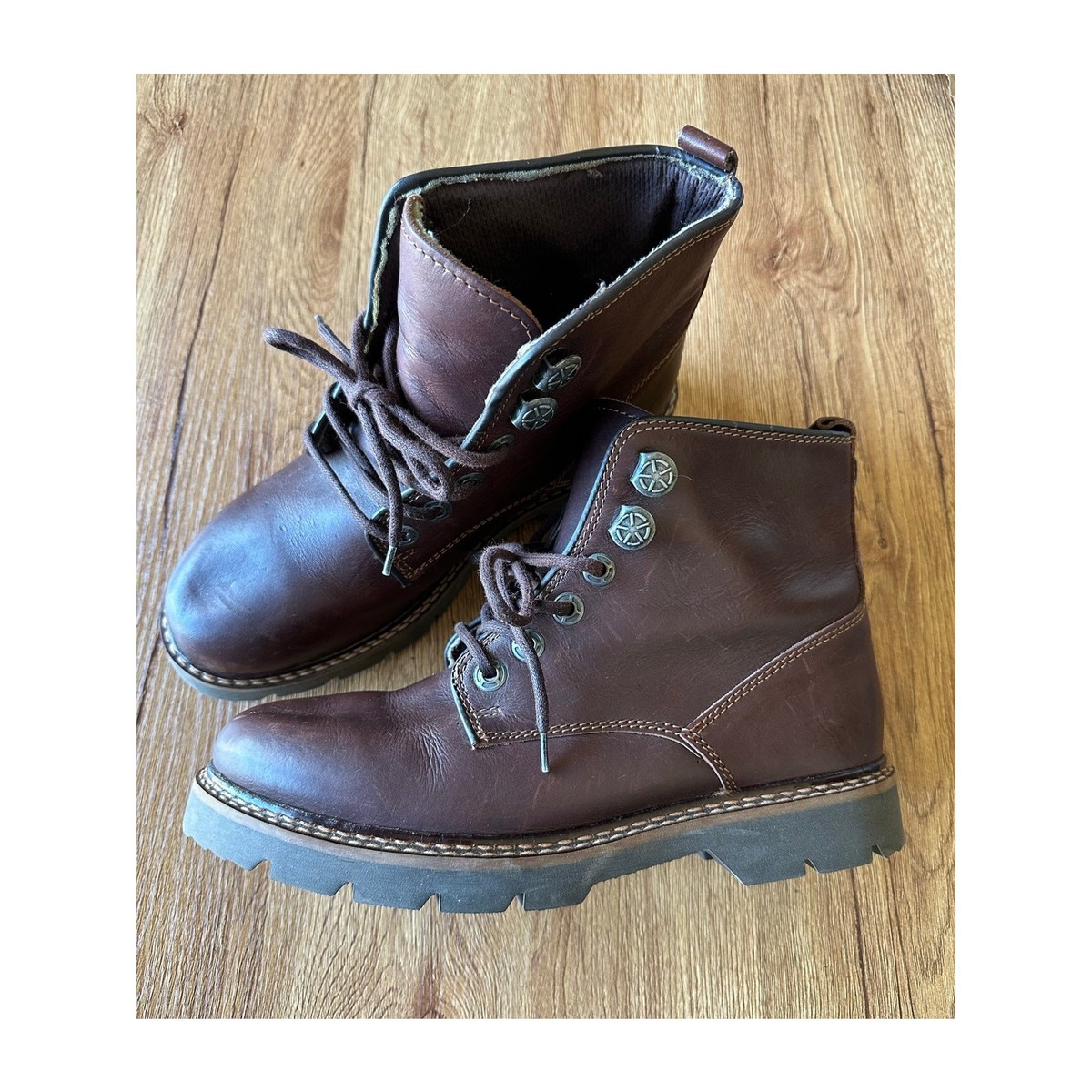 American Eagle Outfitters Vtg Brown Leather Boots Size 9 | eBay display picture 2