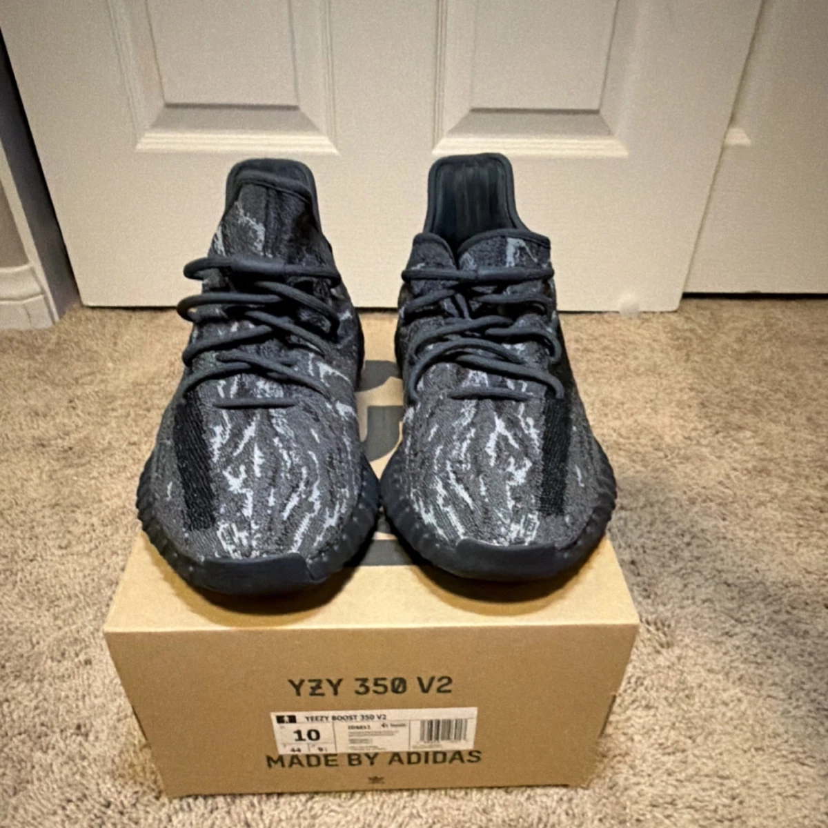 Preos baixos em adidas Yeezy Boost 350 V2 Black | eBay