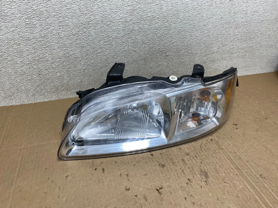 Левая передняя фара левая для Nissan Sentra 2000–2003 годов выпуска U0395 DW - Изображение 3 из 4