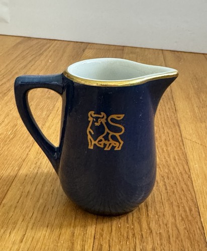 Mayer China Co. ~ Merrill Lynch New York Corporate Individual Creamer Gold Bull