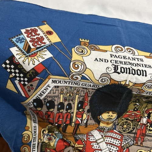 Pageants & Ceremonies of London Tea Towel Guards Soldiers Cotton Britain 18x28 - Picture 11 of 11