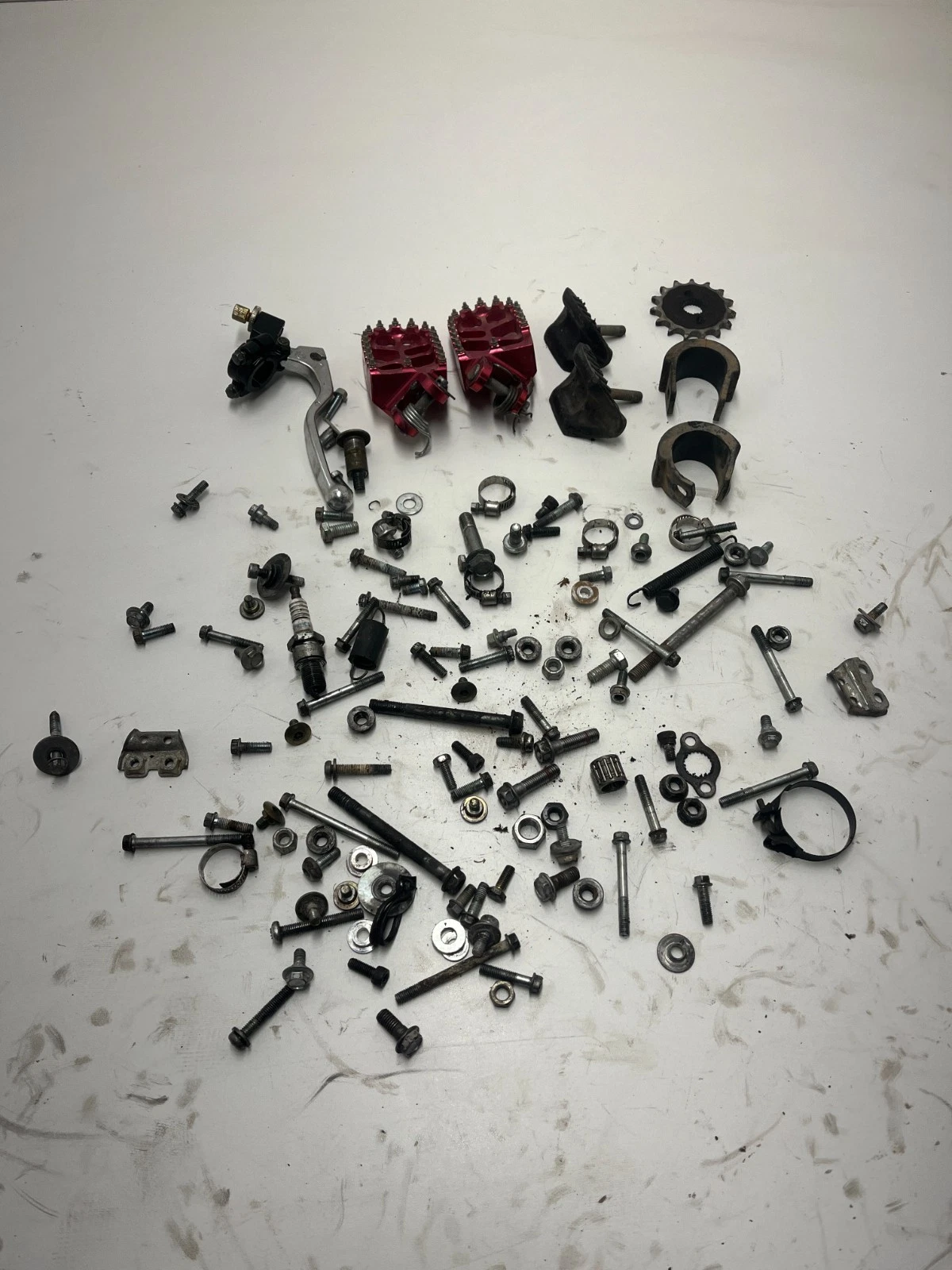 02 2002 Honda CR80rb Cr 80 RB LOT Bolt Lever Tank Rubbers Foot Peg Mount Nut