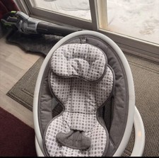 Munchkin Baby Bouncer Chair Gray White Polka Dot Design for Infant Nursery