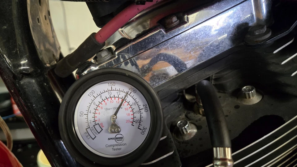 2007 HARLEY-DAVIDSON ELECTRA GLIDE FLHTCUSE CVO 110 SCREAMIN EAGLE ENGINE MOTOR Foto 4 de 4