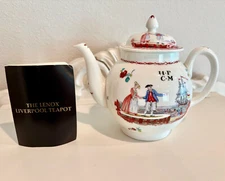 Lenox Liverpool Teapot – Smithsonian 1981 Reproduction with Booklet – Excellent 