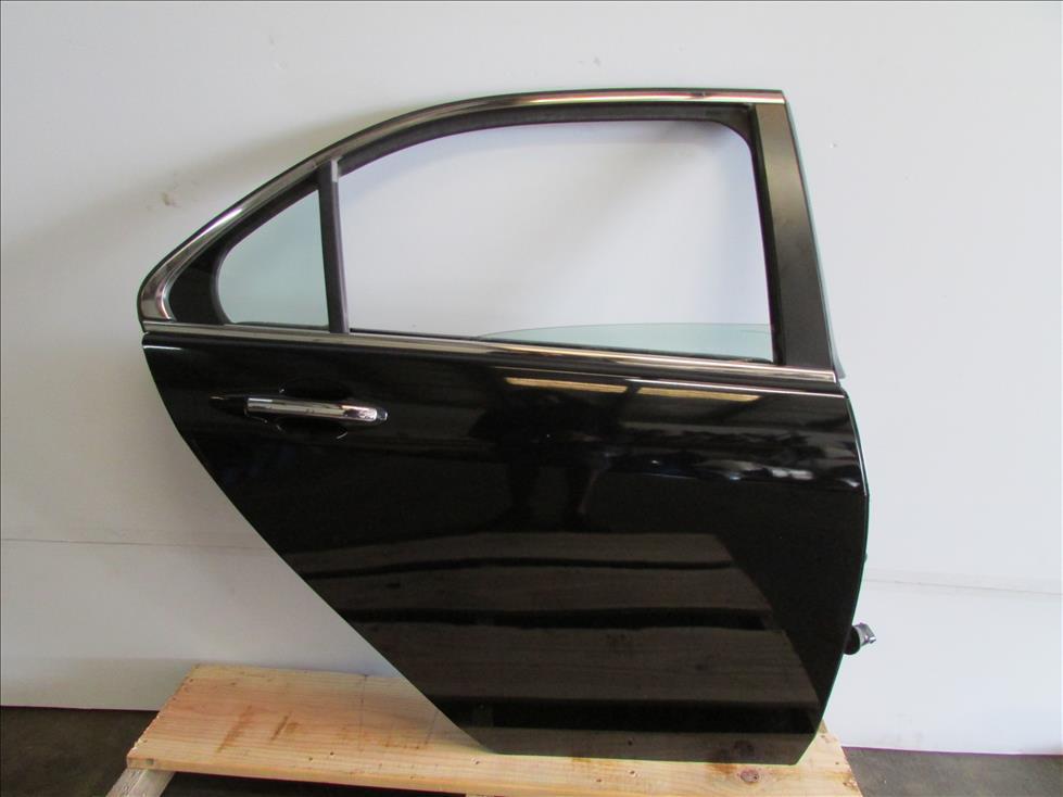 04-08 Acura TSX OEM Rear Right RH Door Assembly Shell Window Door