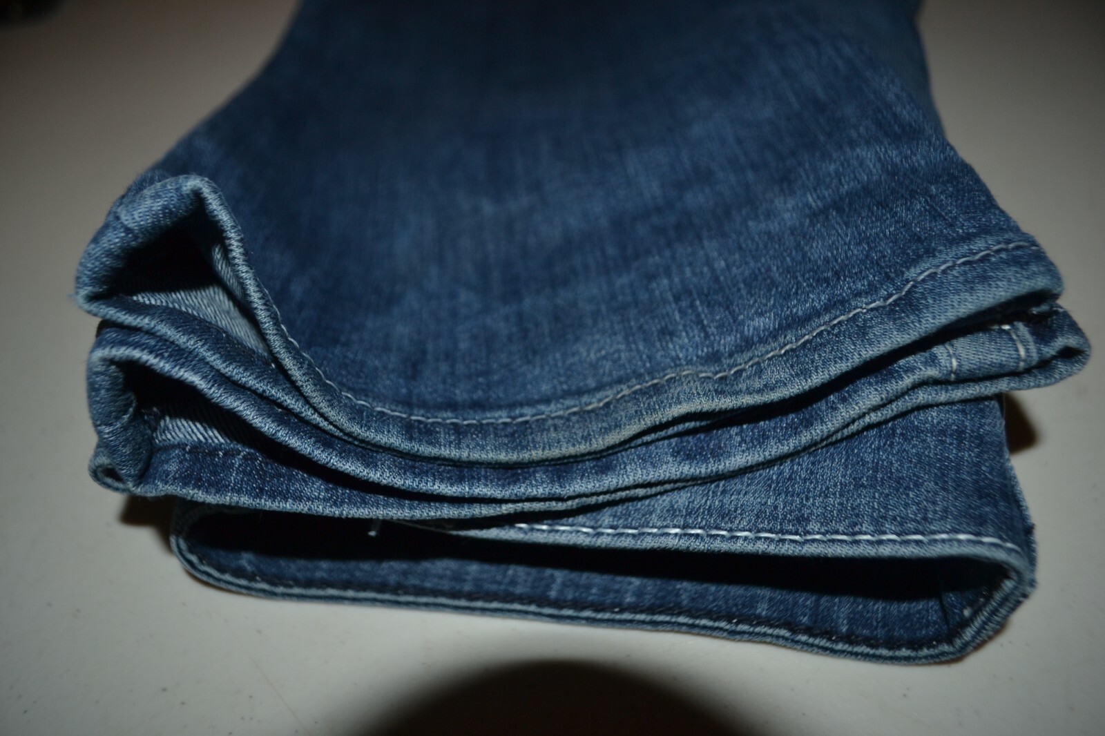 True Religion Women's Straight Embroidered Logo Pocket Flaps Blue Jeans Sz 28x34 thumbnail 12