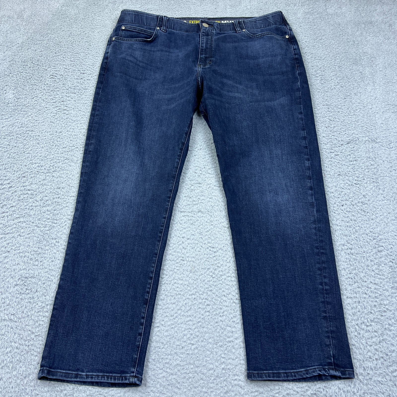 Lee Mens 42x30 Blue Extreme Motion MVP Athletic Tapered Stretch Dark Wash Jeans