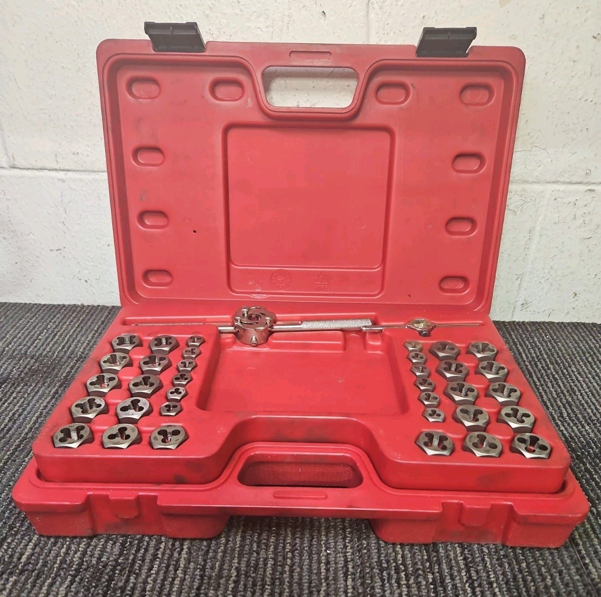 Mac Tools TD76COMBOS-US 78-Piece Tap & Die Set | eBay