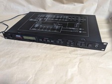 Yamaha TX81Z Vintage FM Synth Tone Generator Module Powered On Only As-Is