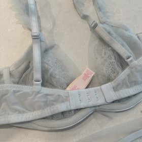 Victoria's Secret Dream Angels Crystal Beaded 36C Bra & L Thong Set