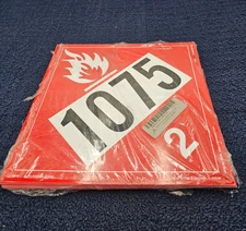 (QTY 25) Labelmaster ZRV81075 UN 1075 Flammable Gas Hazmat Placard Rigid Vinyl