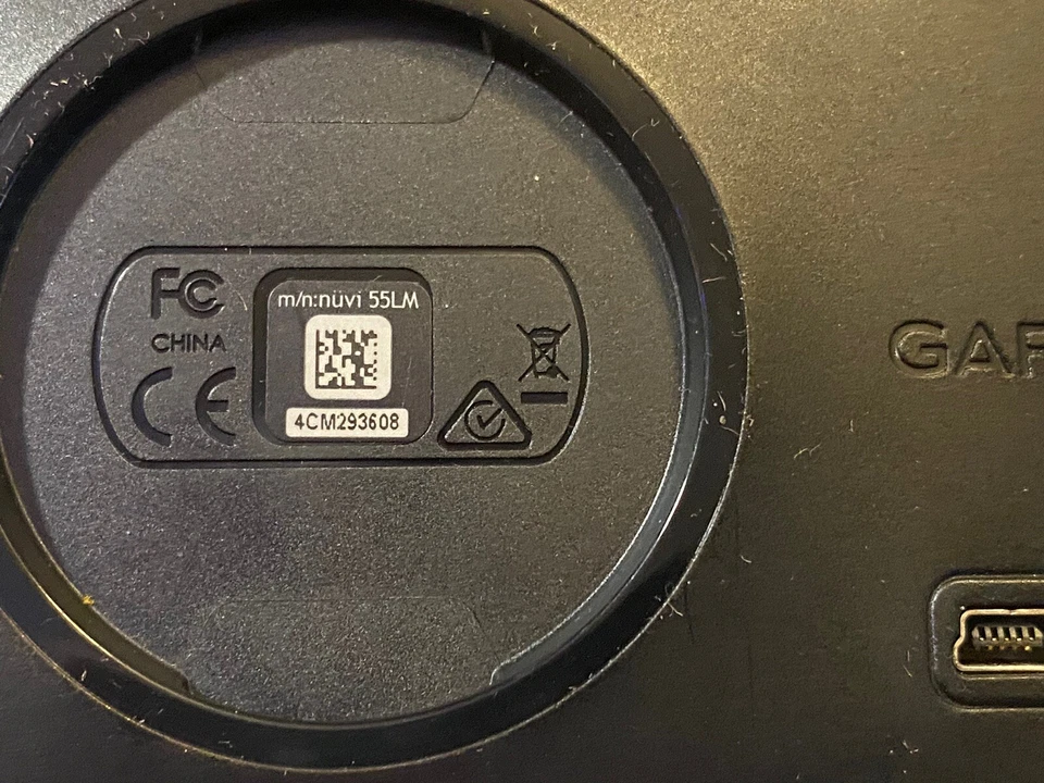 New Garmin Nuvi 55 LM GPS Bundle. Free Shipping - Image 4 of 4