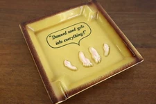 Retro Vintage 1960s Funny Kitsch Ashtray DAMNED SAND Gets Into Everything!