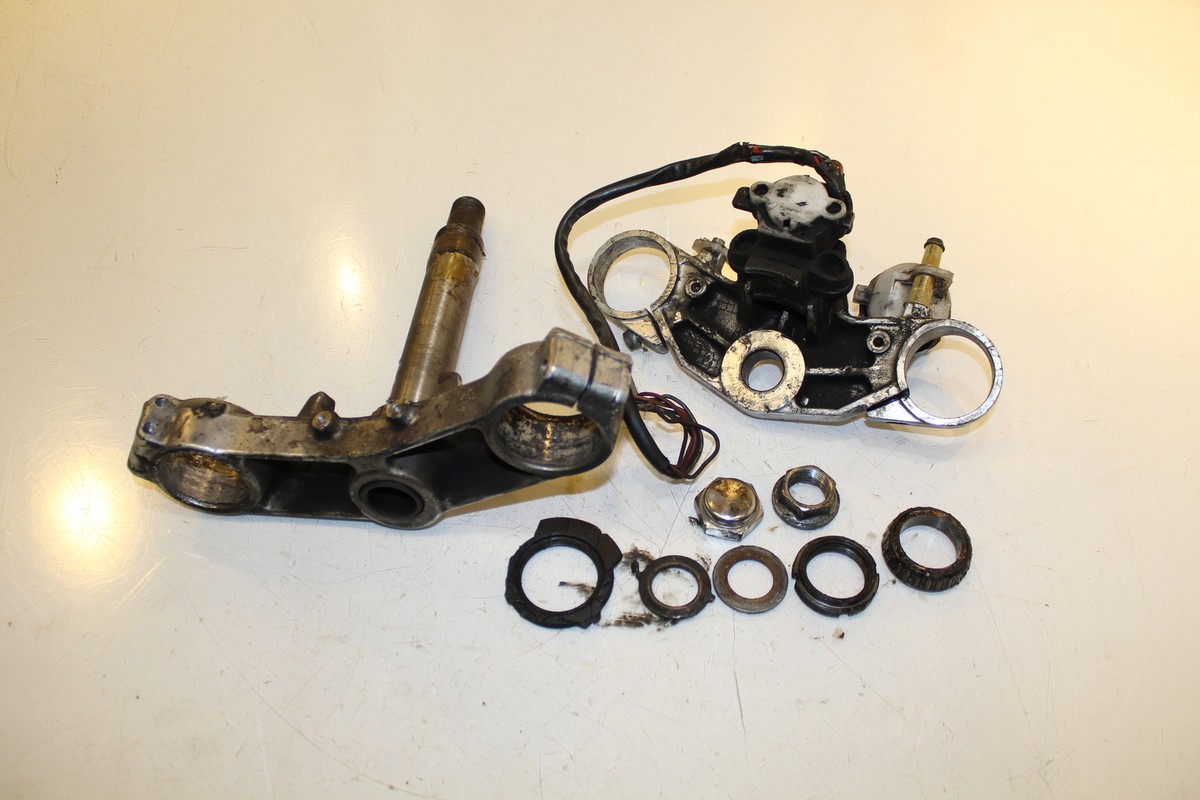 1994 Kawasaki Ninja ZX7 Zx750 Front Forks Clamp Triple Tree