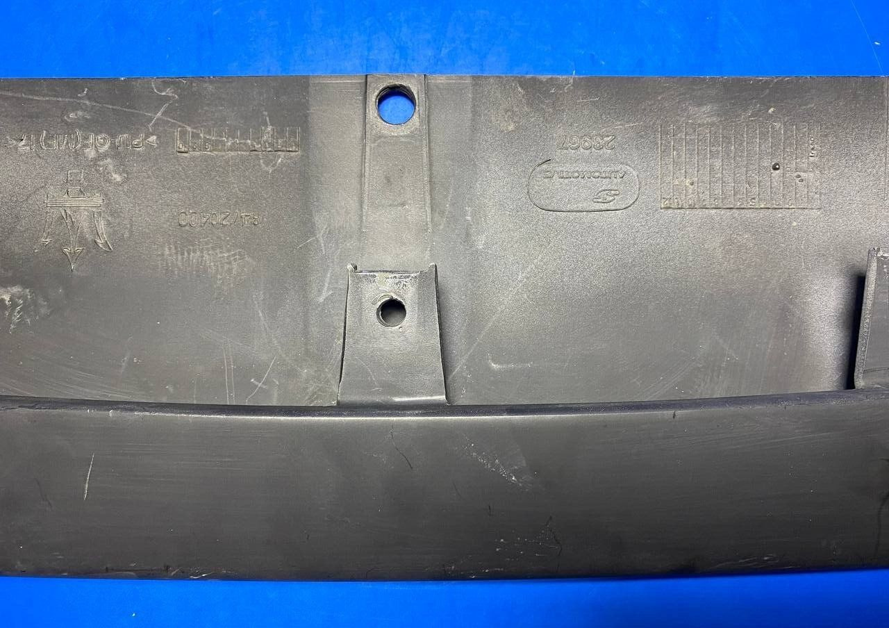 NEW 13 - 17 MASERATI GRANTURISMO S GRANCABRIO FRONT BUMPER SPOILER 84720400 OEM