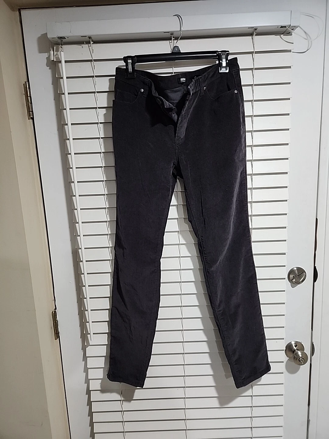 Pantalon femme en velours cordon gris Buffalo David Bitton taille 10 neuf avec étiquette...