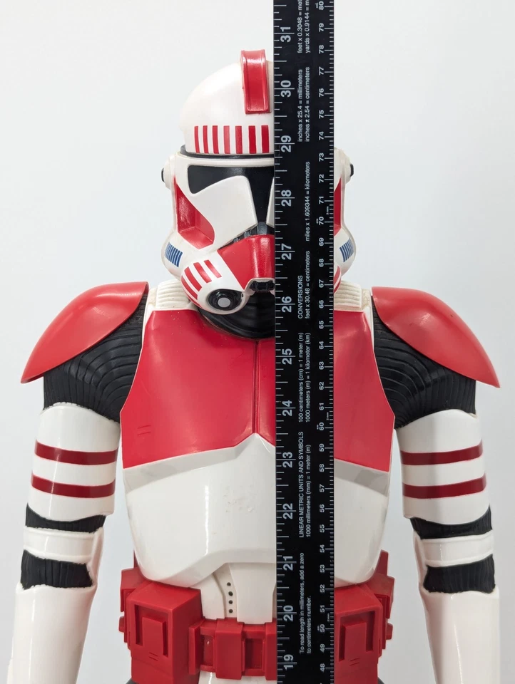 Figura Jakks Pacific 2013 Star Wars Red Clone Shock Trooper tamaño gigante 31" pulgadas Foto 3 de 4
