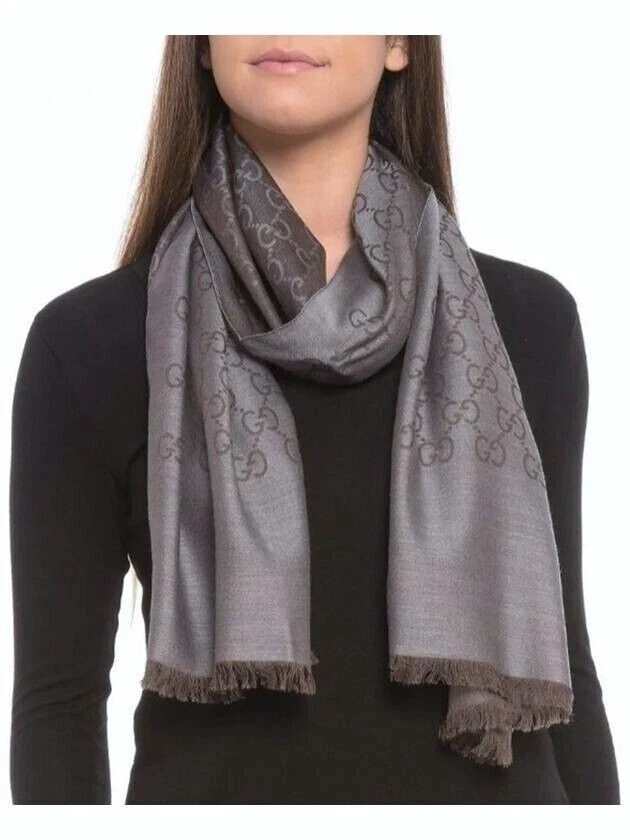 GUCCI 165904 Foulard Unisexe avec Motif Jacquard GG 45x180 cm Laine/Soie Marron NEUF