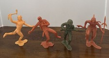 LOT OF 4 VINTAGE 5  PLASTIC NATIVE AMERICAN INDIAN COWBOY FIGURES LOUIS MARX