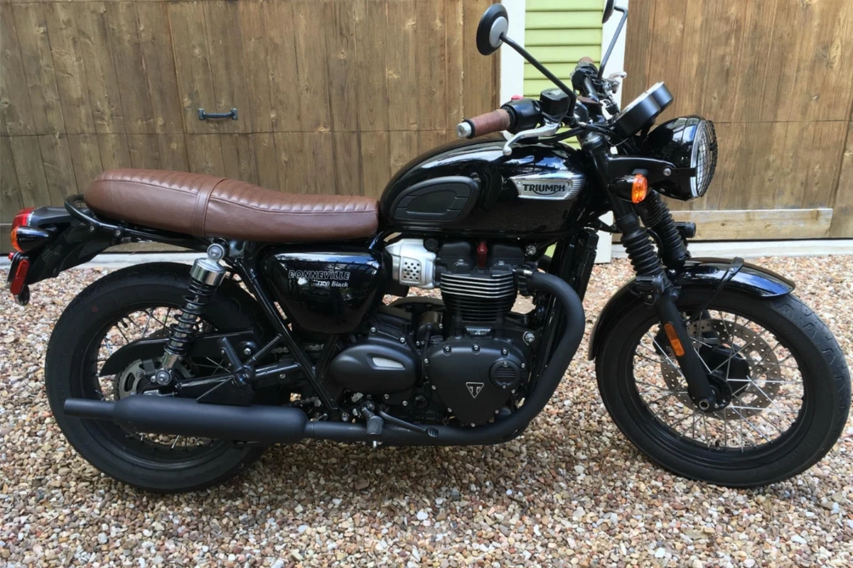 Triumph bonneville seat cover discount