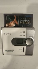 Sony Walkman MZ-NF520D MiniDisc Recorder TV/Weather/FM Silver White