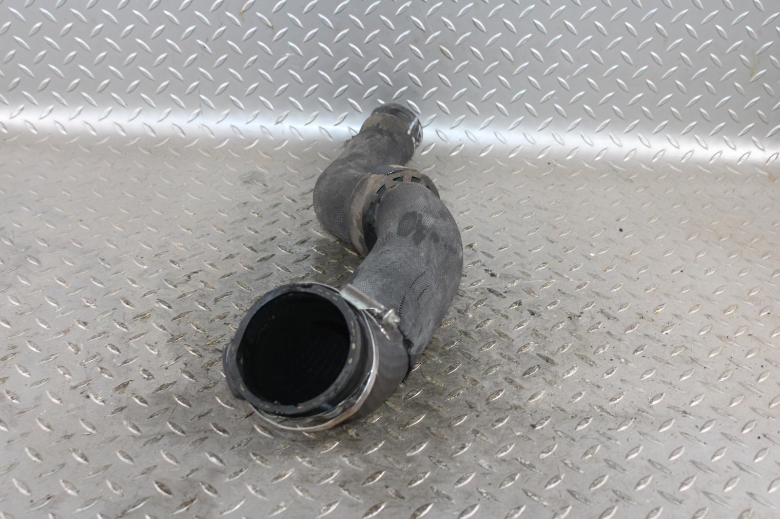 Bentley Flying Spur 2013-2018 Right Lower Air intake pipe