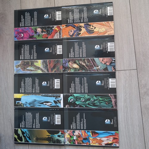 DC Comics Graphic Novel Collection - Bundle - Picture 2 of 2