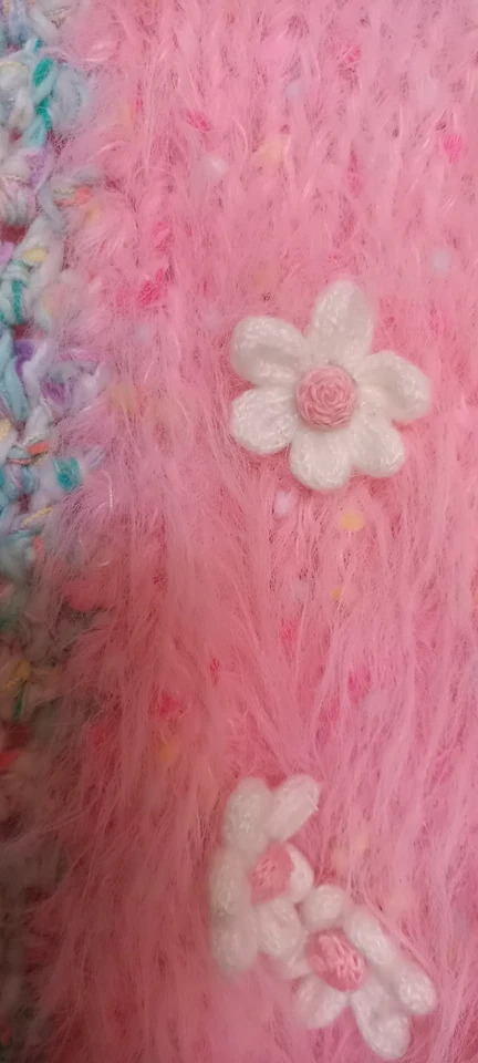 Damenmode Strickjacke Mit Blümchen Boho Hippie Schaby Chic Impressionen Gr 36/42 - Bild 2 von 4