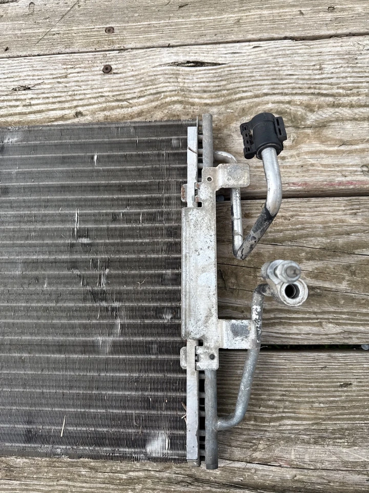 2000 2001 2002 2004 2005 Chevrolet Impala Monte Carlo Replacement A/C Condensor - Image 4 of 4