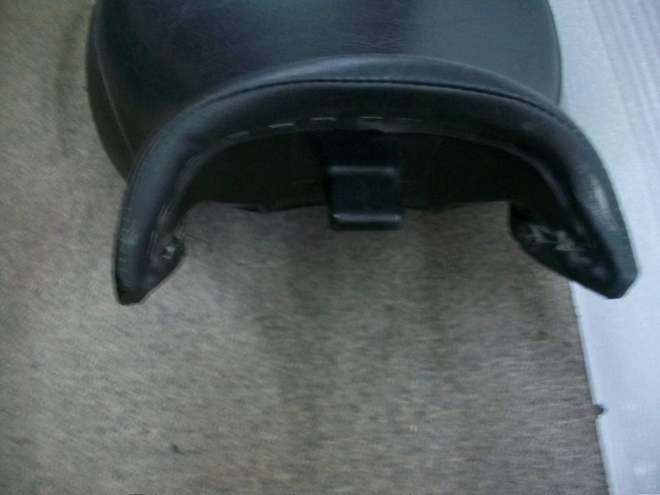 OEM! Nice! Honda VTX1800F1 VTX1800F2 VTX1800F3 Front Rider & Rear Passenger Seat - Image 3 of 4