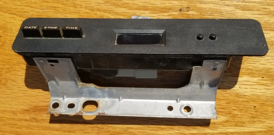 Tablero de reloj 1980-86 Ford Truck Bronco F150 F250 F350 86 85 84 83 82 81 80 Foto 2 de 4