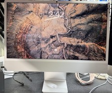 2024 Apple iMac 24 M4/16Gb/256Gb. Silver. Damage.
