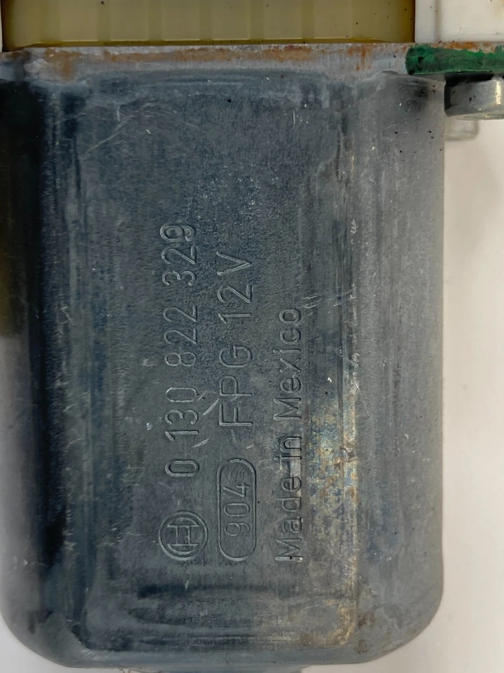 08-14 Dodge Avenger Puerta trasera derecha Puerta trasera Ventana eléctrica Motor 0130822329 OEM Foto 4 de 4