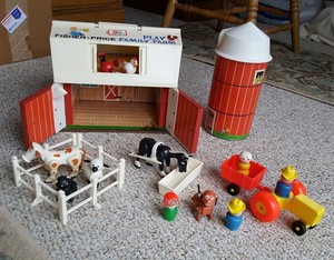 vintage fisher price family farm