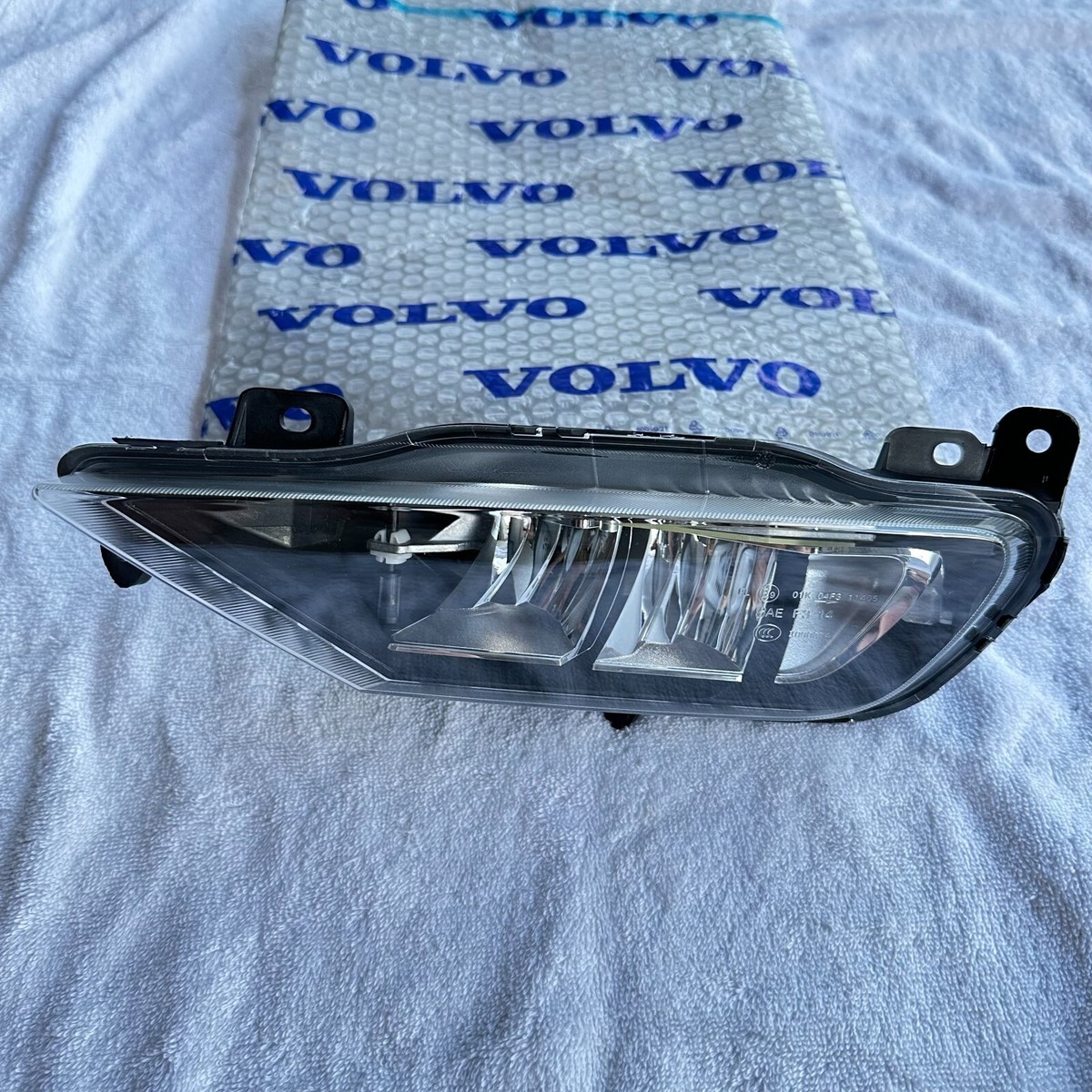 VOLVO S90 V90 V90 XC60 XC90 LEFT SIDE LH LOG LAMP LIGHT VOLVO S90 V90 V90 XC60 XC90 LEFT SIDE LH LOG LAMP LIGHT
