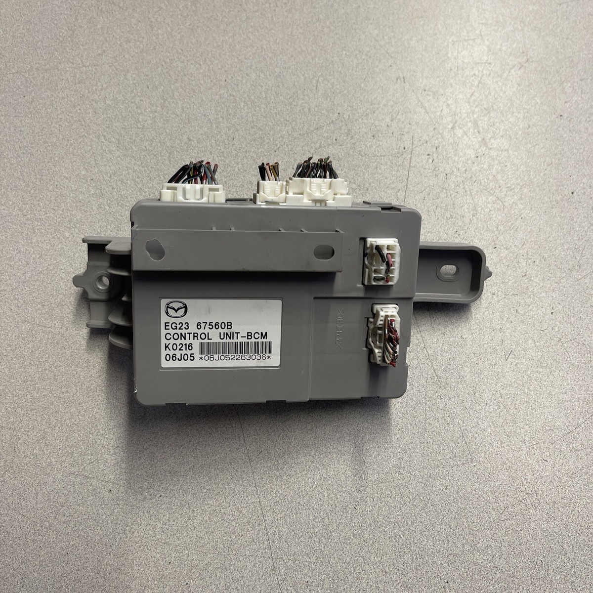 2007-2008 Mazda CX-7 CX7 2.3L BCM Body Control Module EG23 67560B