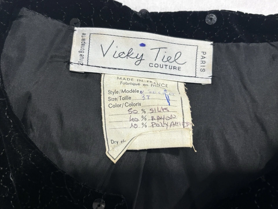 Vintage Vicky Tiel Silk Blend Jacket and Skirt Set, Size S, Black, 25TH3K808 - Image 4 of 4