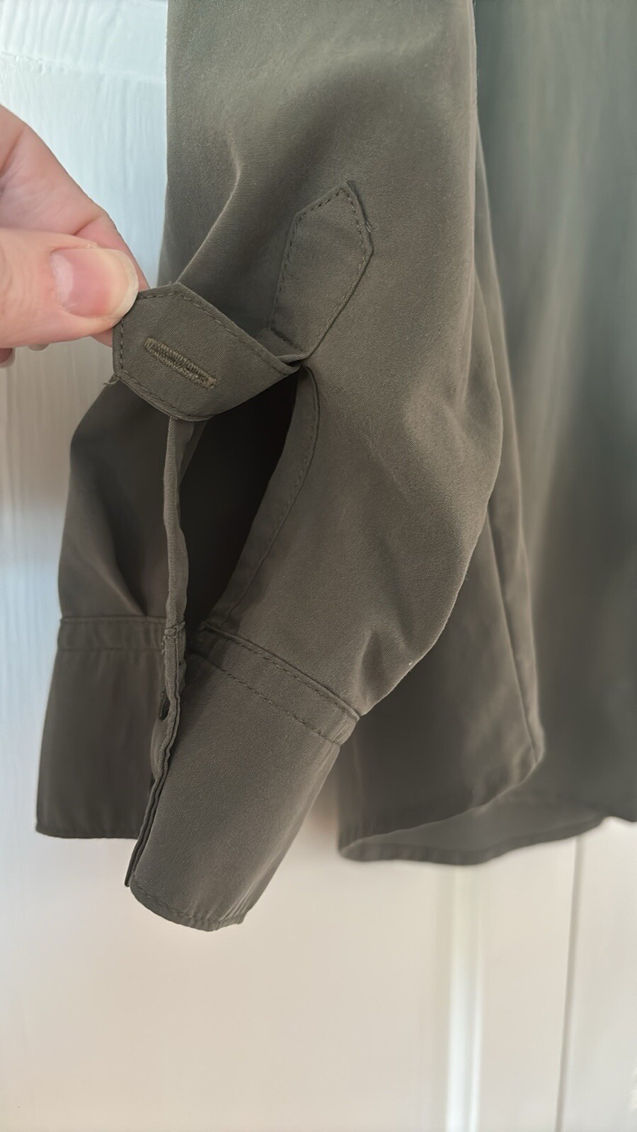 Chico’s Size 2 Olive Solid Hidden Button Down Uti… - image 10