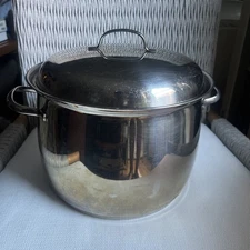 Vintage Belgique 6 QT Stainless Steel Stock Pot  w/Vented Lid ~Made in Belgium~