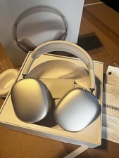 Apple AirPods Max Wireless Bluetooth Over-Ear Headphones Silver with Smart Case