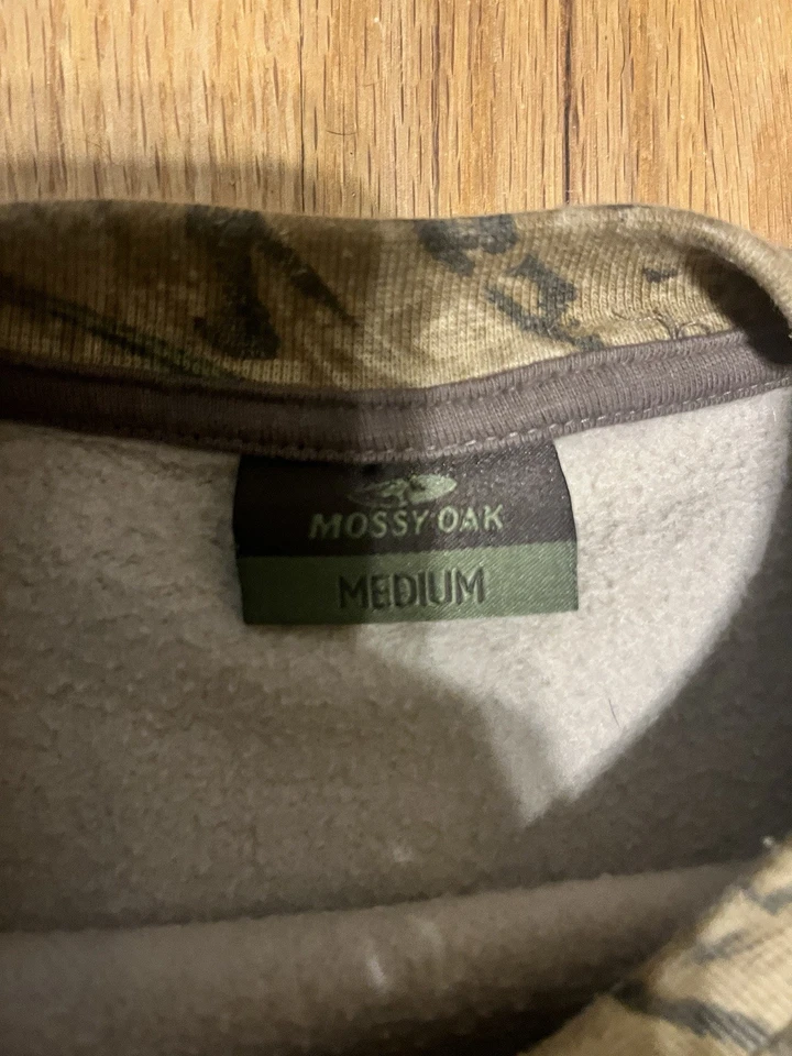 Mossy oak original shadow grass sweatshirt size medium  - Image 2 of 2
