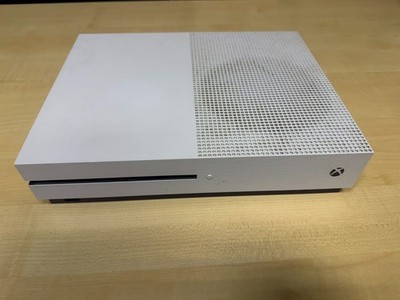Microsoft Xbox One S 500GB / Weiss - mit Laufwerk - SOLO Funktioniert Gebraucht