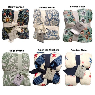 Member's Mark Oversized & Luxuriously Soft Seasonal Lounge Throw, 60'' x 70''
