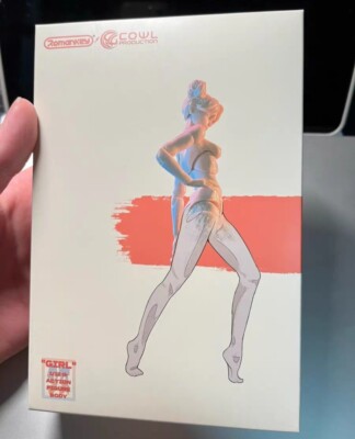 ROMANKEY COWL 1/12 girl body　WHITE SKIN Romankey * Cowl 1/12 Girl White Action Figures Body Model