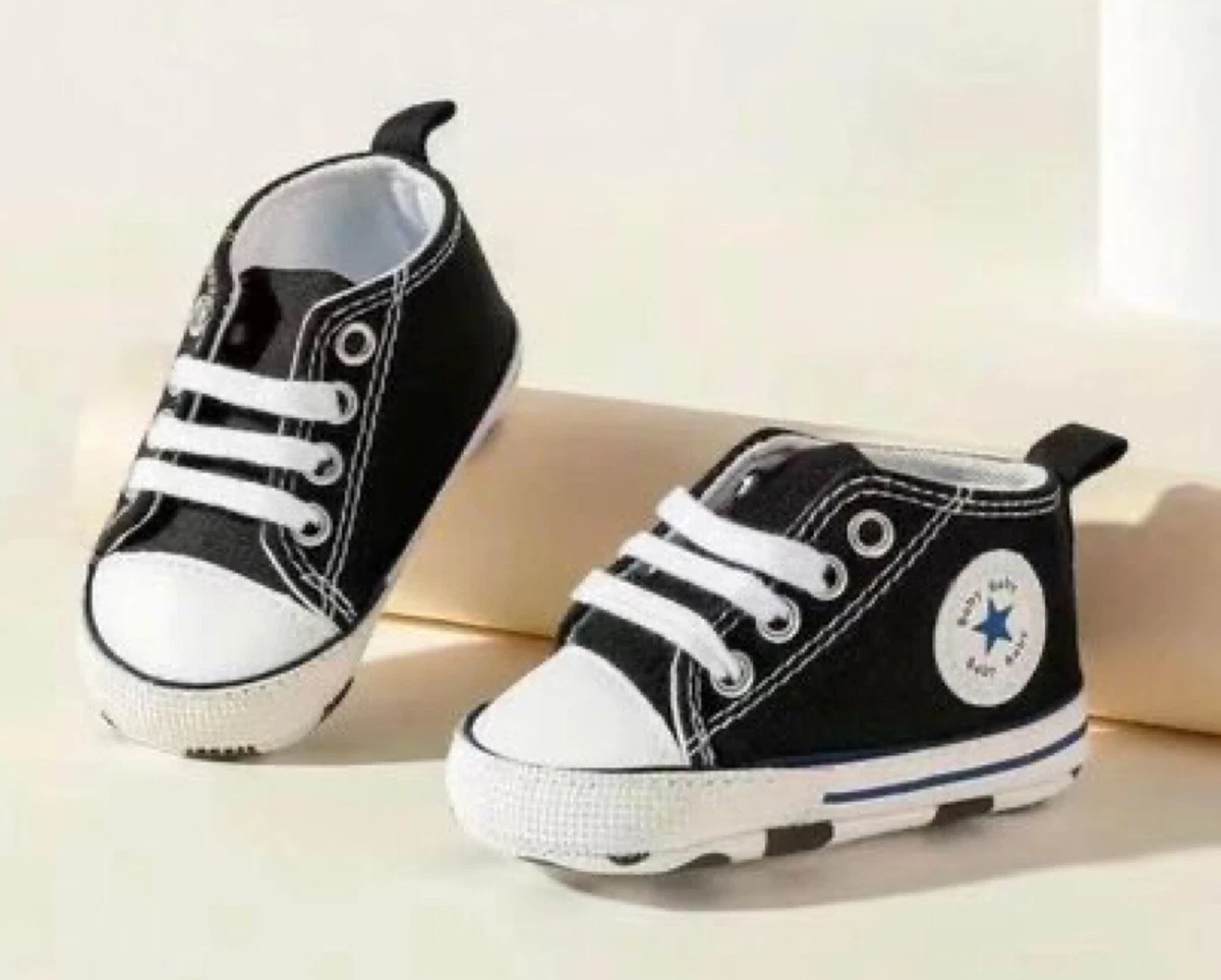 Infant white canvas shoes 2025