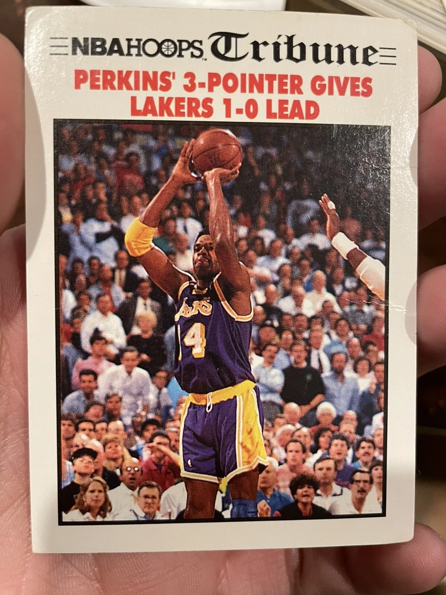 1991 NBA HOOPS Tribune #542 Bulls Win 1st NBA Title - Michael 