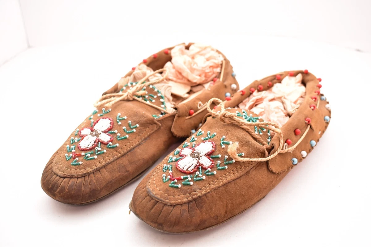 Handmade indian deals moccasins