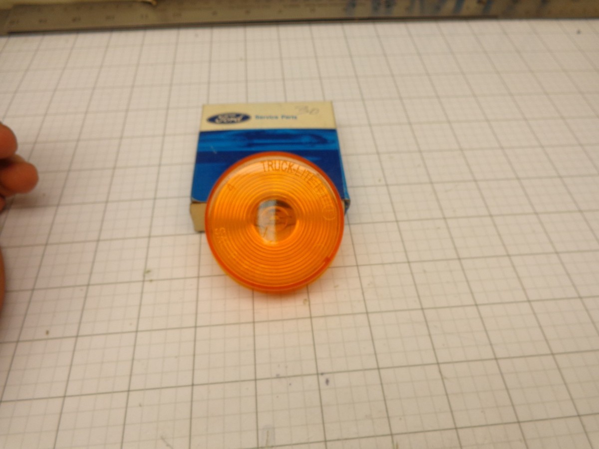 Ford OEM NOS D4TZ-15464-A Marker Lamp Lens Amber | eBay Ford OEM NOS D4TZ-15464-A Marker Lamp Lens Amber | eBay