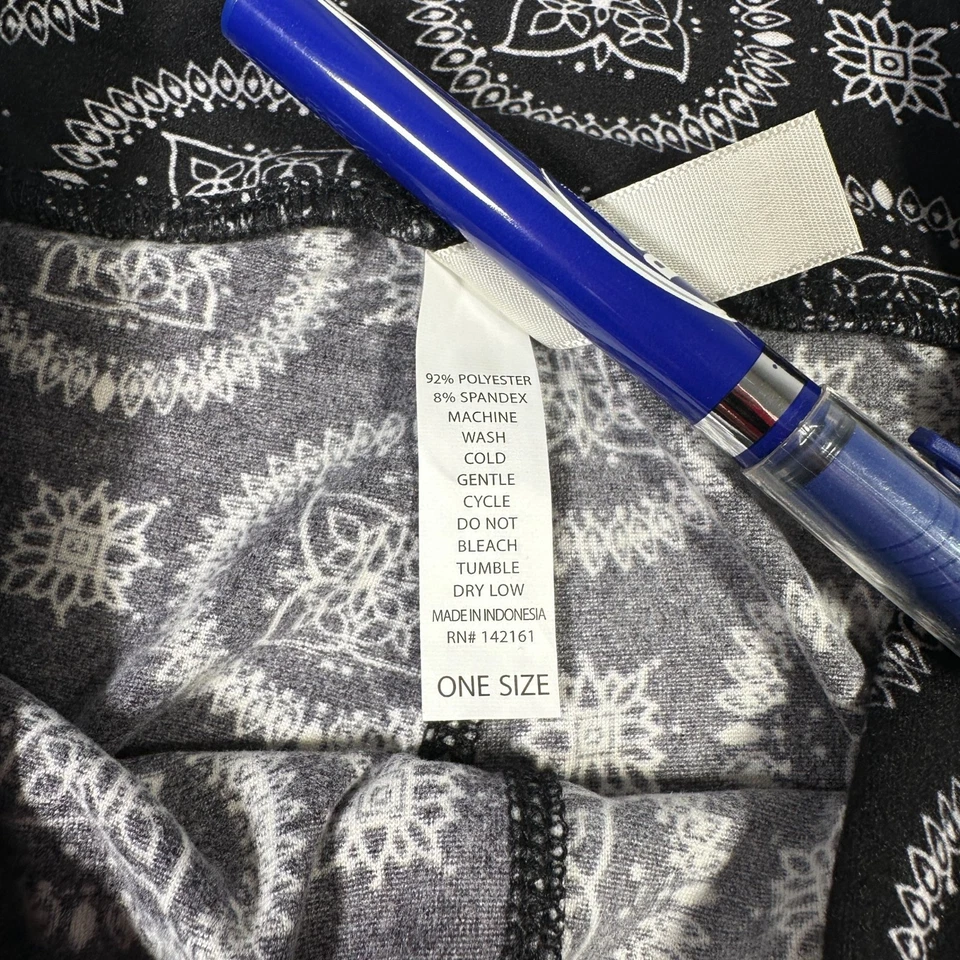 LuLaRoe Negro Blanco Copo de Nieve Mandala Círculos Diamantes Leggings Raros Talla Única OS Foto 4 de 4